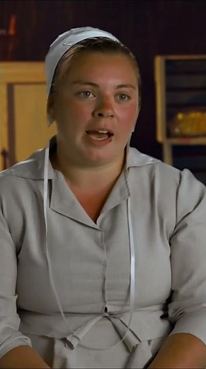 Amish Girls First Time Flying! | Return to Amish | TLC