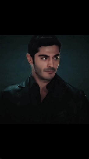 ♡ ꜱᴀɴᴀ ᴋʜᴀɴ ♡ on Instagram: "Who said lawyer can’t be thief? He’s been stealing hearts with that smile since the first day... 🫠🤍 • • EPISODE 👉🏻 5th SERIES 👉🏻 @sahtekarlartv • • #burakdeniz #sahtekarlar #aşklaftananlamaz #bizimhikaye #birgecemasalı #maraslı #bambaşkabiri #pyaarlafzonmeinkahan #yazbur #handeerçel #netflix #mahcan #mxplayer #haymur #barfi #turkishseries #trending #burakdenizadore"