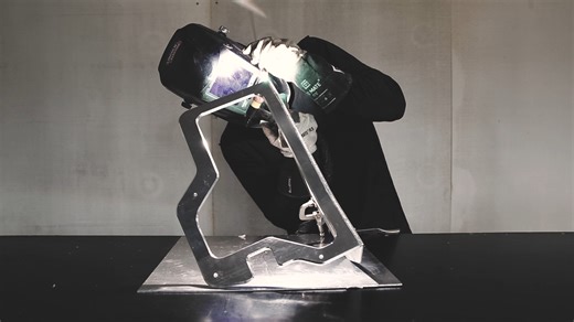 Harry on Instagram: "A custom engine bay cover panel for one of @nathantimbos red hot Ford Falcons. #3dscanningservices #customfabrication #aluminiumtigwelding #tidwelding #cad"