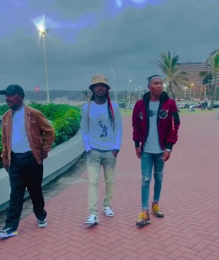 Jaiva Zimnike: Ubulili Nabantwana Abaphila