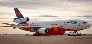 Firefighting DC-10 gets new livery