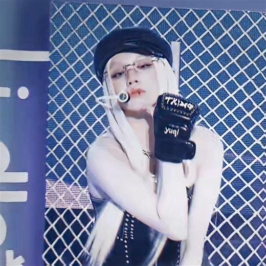 Poster boy Yuqi edit #yuqi #idle #kpop #viral