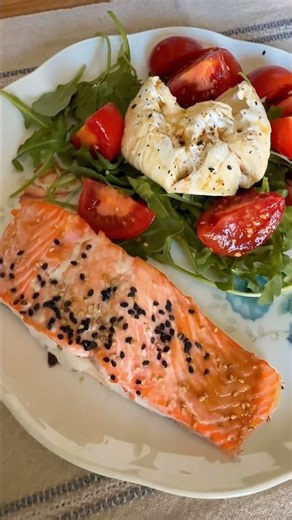 Easy Dinner! Just add teriyaki marinade, sesame seeds and bake for 15 mins! #dinner #recipe