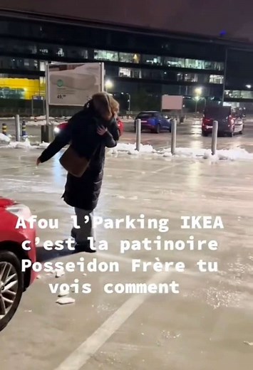 Afou le parking IKEA, c’est la patinoire Poseidon, frère Tu vois comment? Non mais Du sel, hein #chanson #musique #ikea #patinoire #humour #haha @GETCH