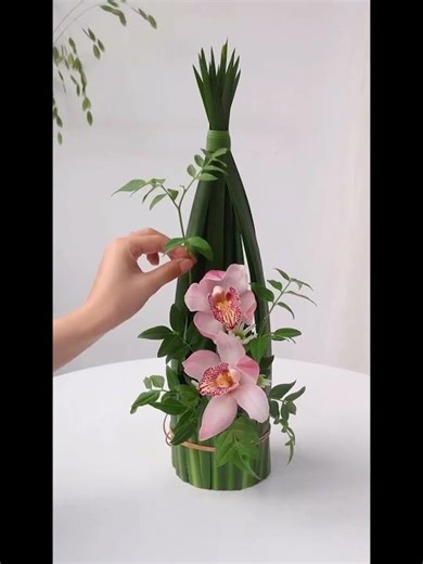 @Oval Flower arrangement | horizontal flower arrangement