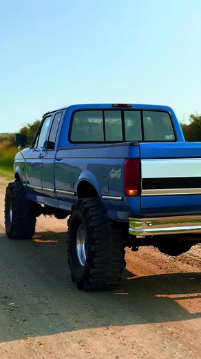 Boggers and Lifted Trucks: A TikTok Truck Enthusiast's Dream