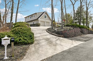 69 Bellhaven Rd, Brookhaven, NY 11719 - MLS 827939 - Coldwell Banker
