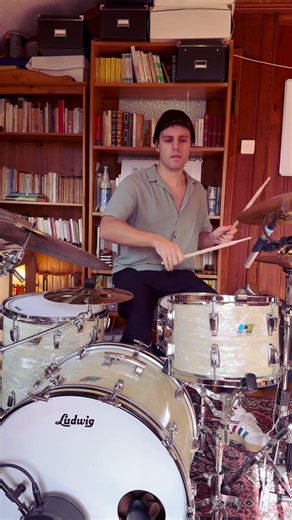 Loop made with Prophet 10 and Rhodes #drums #licks #fills