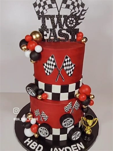TWO FAST buttercream cake 🏁❤️🏎🖤🛞🤍🎉🥰 #twofastcake #racecake #deliciousness #cakeofinstagram🍰 #ordersoon❤️