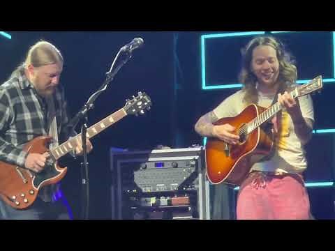Billy Strings w/ Derek Trucks ‘’Love and Regret’’ 2/25/23 Bridgestone Arena - Nashville, Tennessee