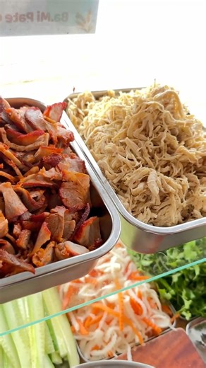 🥖🧋 Bánh mì e có từ 15h00 nhoa muii nguoi oyy - thit nuong’ - xa’ xiu’ - g à xé bơ tỏi - chả các loại - thap cam - bmi quee #diamondmilktea #bánhmi | Hoà Luong
