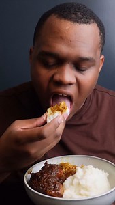 43K views · 9.6K reactions | Can we talk about that Cabbage and Short rib stew襤 I admit, I should’ve had this with mash. Instructions for Cabbage: Sauté your onions (White and Red Onion) and cabbage, add your seasonings and continue to saute. When they’re half done add chicken stock (water + cube) and cover until done. 襤 | Manelisi Ndhlovu | Facebook