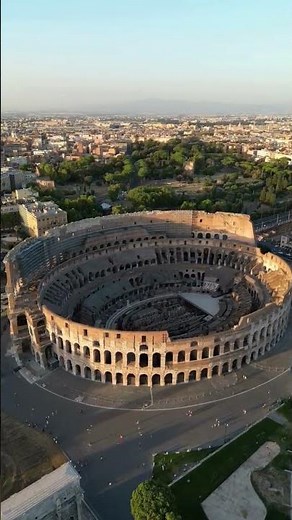 The Colosseum, Rome: Breathtaking Ancient Wonder