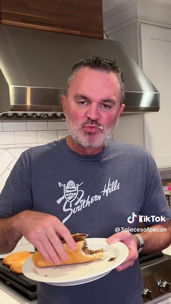 Easy Shredded Beef Sandwich Recipe