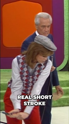 Holly shows off her golf swing on #ThePriceIsRight ⛳