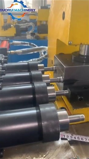 Pipe end forming machine