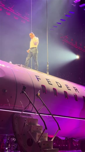 Apache 207 Live at Lanxess Arena Concert Highlights