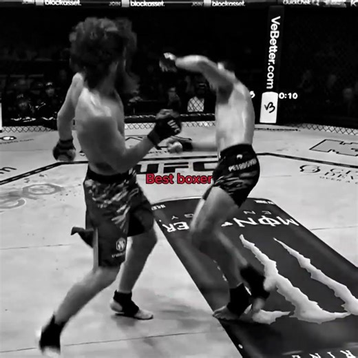 Better boxer than Topuria 🤔#iliatopuria #mma #ufc #edit #mmaedit