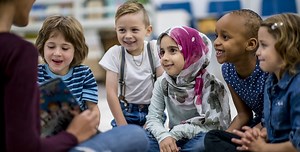 Approaching language, literature and childhood