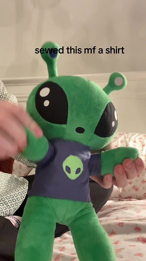 Ikea Alien Clothes - Sewed This Alien a Shirt!