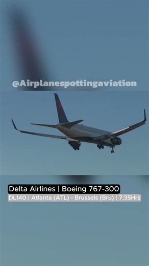 Delta airlines 767 landing from Atlanta