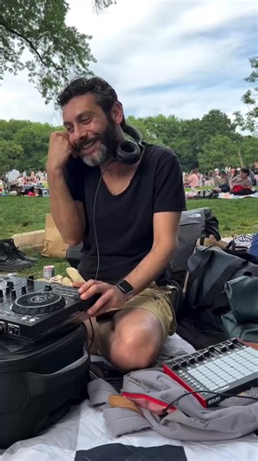 🌳✨ Reflecting on an unforgettable day at Central Park with Parlor Social Club! ✨🌳 Had an amazing time playing music in the heart of NYC. The vibes were incredible, and it was wonderful seeing so many familiar faces and meeting new friends. The day was filled with laughter, games, picnics, and, of course, some fantastic tunes. A huge thank you to everyone who joined us and made the day so special. Your energy and enthusiasm truly brought the event to life. Looking forward to many more gathering