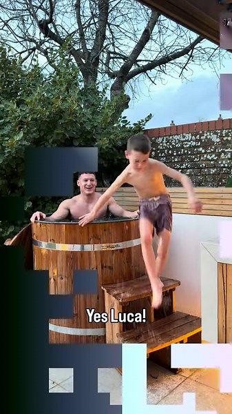 My kids tried their first ice bath… then their reactions said everything