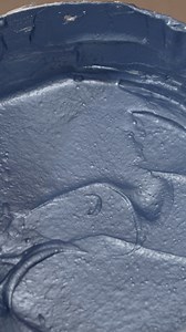 Brushstroke after brushstroke, the Marcopolo line dresses walls in magic, with refined reflections and strong contrasts of brilliance: its special pigments combine inimitable decorative value with high resistance over time. | San Marco