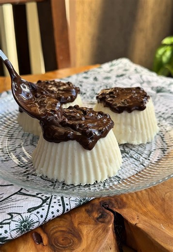 Budino al cocco: dolce facile e veloce