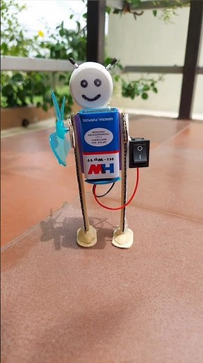 How to make Robot #robot #schoolproject #computer #battery #dcmotor #diy #simplerobot
