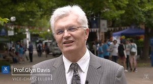 11K views · 149 reactions | New students! Vice-Chancellor Professor Glyn Davis welcomes you to campus for 2018  | The University of Melbourne | Facebook