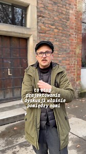 O tym, jak będzie wyglądało główne wejście do Muzeum Architektury, o otwarciu na Park Słowackiego i o nowych funkcjach, z których będą mogli korzystać goście muzeum. O tym wszystkim, na razie bardzo krótko, opowiada dr Michał Duda, dyrektor MA. Już wkrótce będzie okazja, by porozmawiać dłużej. Przed nami bardzo ważny etap spotkań i dyskusji - dyskusji pomiędzy nami a projektantami, pomiędzy nami a naszymi odbiorcami. 👉 Wszystkie projekty zgłoszone do konkursu możecie oglądać już teraz - na wyst