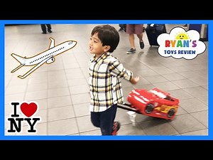 Ryan ToysReview airplane ride and opening surprise eggs!