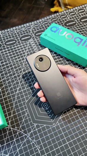 Qin F25 Smart button phones #mobile #qinF25 #smallphones #backupphones