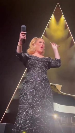 Weekend 11 of Weekends With Adele: Hello Performance