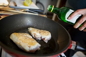 Seriously, Which Cooking Oil Should We Be Using?