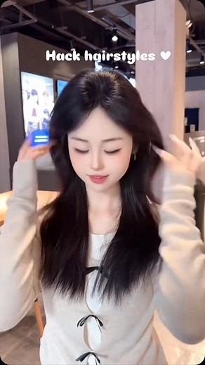 123K views · 4.2K reactions | Quá xịn 曆曆曆 Link  #hairvideos #hairtutorialvideo #hairkorea #hairclip #haircare #hairfashion #hairfashion #hairclip #hairstyle #hairtutorial #hairaccessories #hairinstagram #hairideas #kẹp_càng_cua #kẹptóc #kẹp_tóc_đính_đá #tócgiả | Embesclothing | Facebook