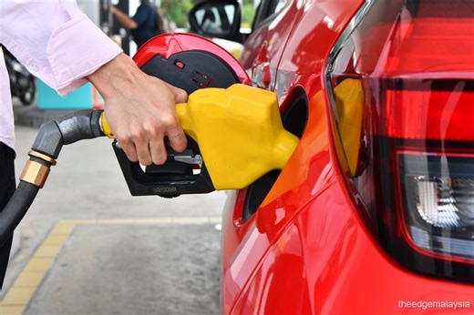 Monthly subsidised RON95 to be capped at 200 litres from April 1, confirming The Edge report