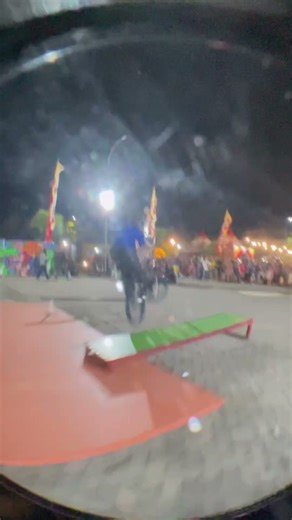 Manual bmx barspin