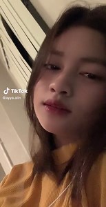 rela kehilangan nya dari pada harus menghilangkan kebahagiaannya .