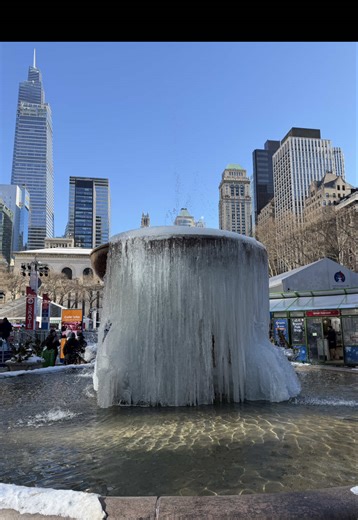 Bryant Park water fountain. It’s 12 degrees but this was beautiful. #nyc #bryantpark #winter #newyorkcity #freezing