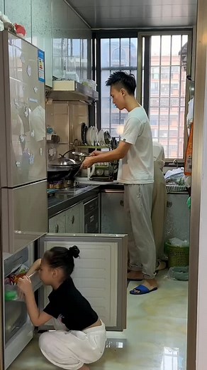 8.6K reactions · 47 shares | 藍藍藍#funny #funnyfamilyfun #funnyreels #fitnessmotivation #reels #trending | Indian model | Facebook