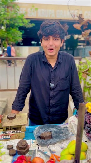 Vo ghar ke liye hai 😂 #comedy #funny #indianlaughs #youtubeshorts