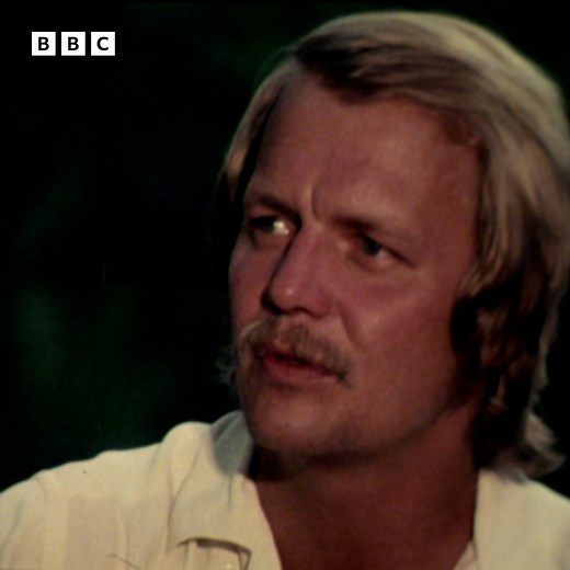 Actor and singer David Soul has died, aged 80. In 1978, he pondered the true appeal of Starsky & Hutch, as well as the nature of his fame, image and identity. | BBC Archive