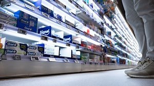 Le vol à l'étalage à son plus haut niveau depuis 10 ans : les supermarchés veulent agir - RTBF Actus