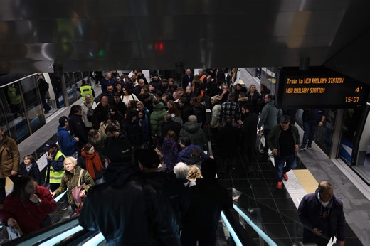 Όλα όσα έγιναν στα εγκαίνια του Μετρό της Θεσσαλονίκης | ΤΑ ΝΕΑ