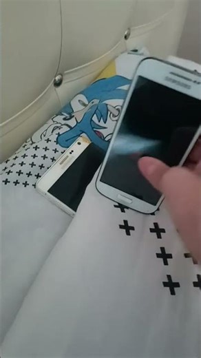 Shhhh... Galaxy Note Edge is sleeping