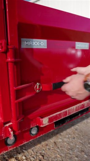 The budget-friendly DKX, your go-to versatile dump trailer! Whether you're hauling dirt, spreading gravel or hauling equipment, the DKX will #getitdone! #maxxdtrailers #trailersfortheworkingman #buildsomethinggreat #construction #equipmenthauling #dumptrailer | MAXXD Trailers