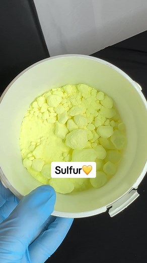 Exploring the Fascinating Properties of Sulfur in Chemistry Experiments