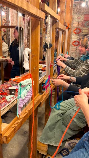 @creativemindsbk on Instagram: "The creative spark is always alive in our Syrian-Mexican third space 🇸🇾 🇲🇽 Come with a vision or let the fibers guide you 🧶 Sign up with us for next weekend at the link in our bio! #nyc #brooklyn #weaving #thingstodonyc #byob"